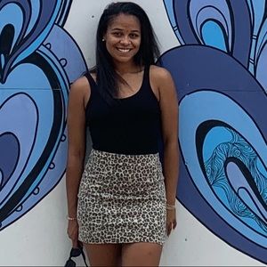 Meet your Posher, Miangela